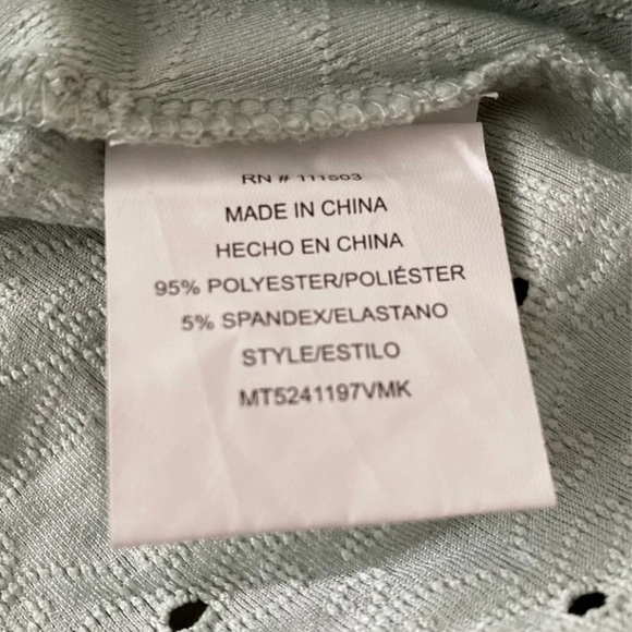 NWT Mint Green Peplum Top - Picture 4 of 4